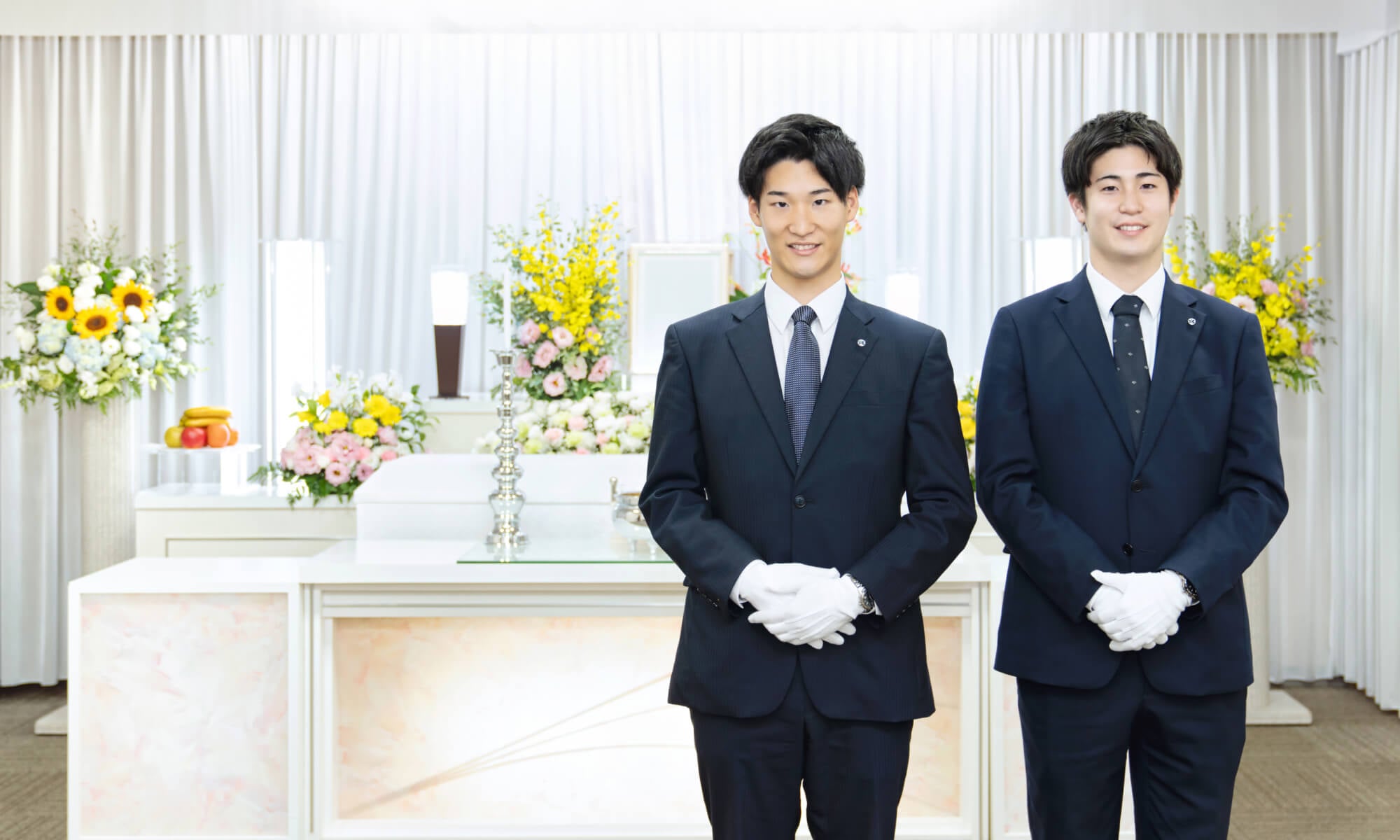 2人並んでる写真