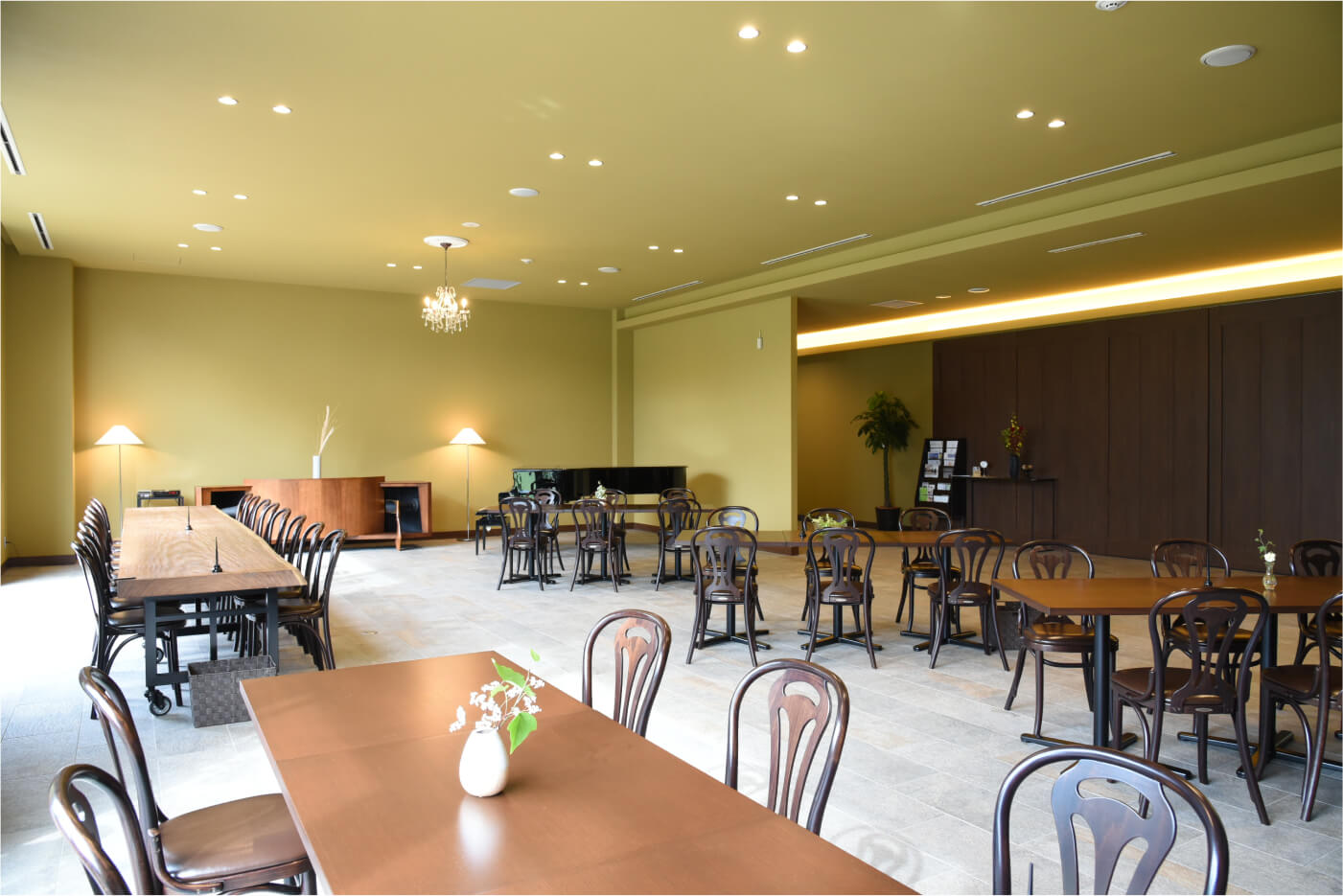 広々としたロビー